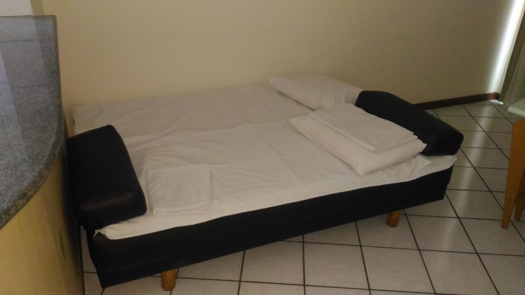 Apart Hotel Quartier Latin Витория Экстерьер фото