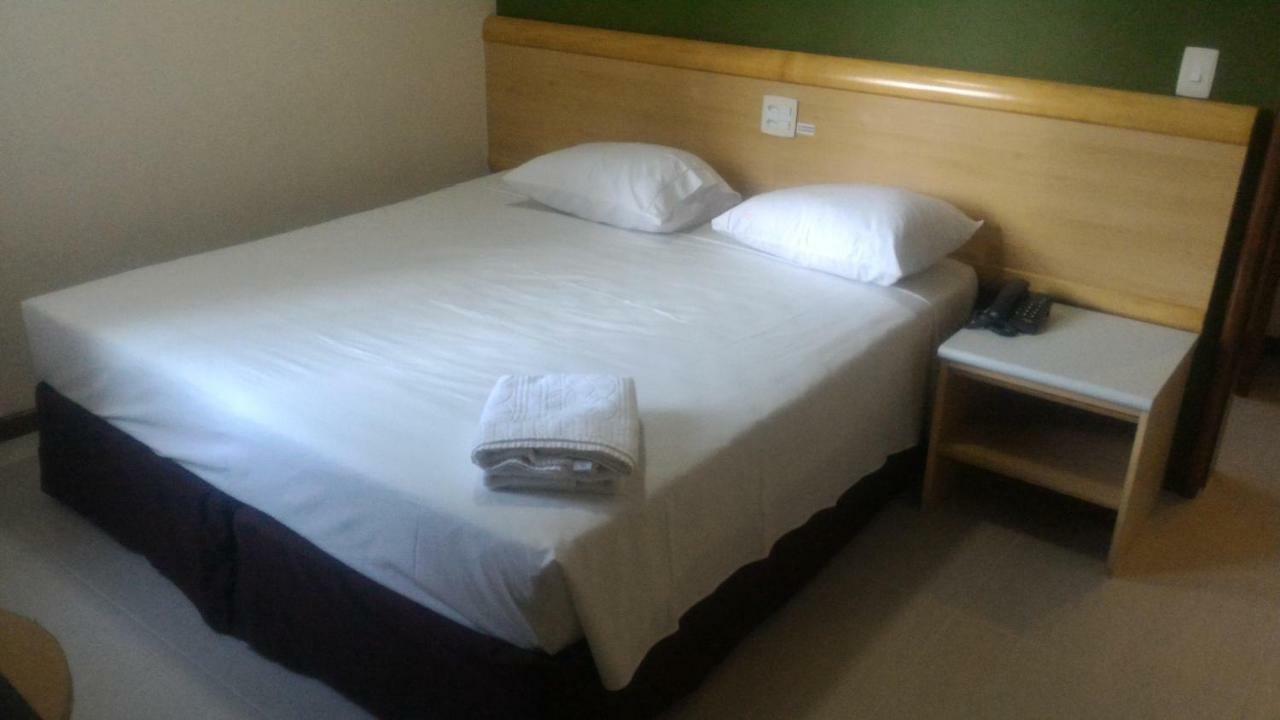 Apart Hotel Quartier Latin Витория Экстерьер фото